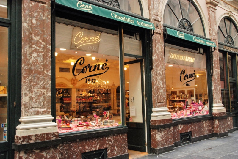 ecommerce-TOURNEFORT-min_chocolate_chocolaterie_shop_luxury_chic_gallery_brussels_belgium-558146